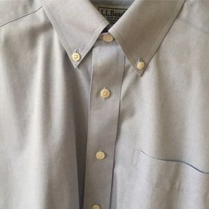 Like new l l bean button down wrinkle resistant dress shirt